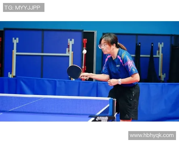 聚焦乒乓球成都乒乓球队展现力量与团结的精神风貌